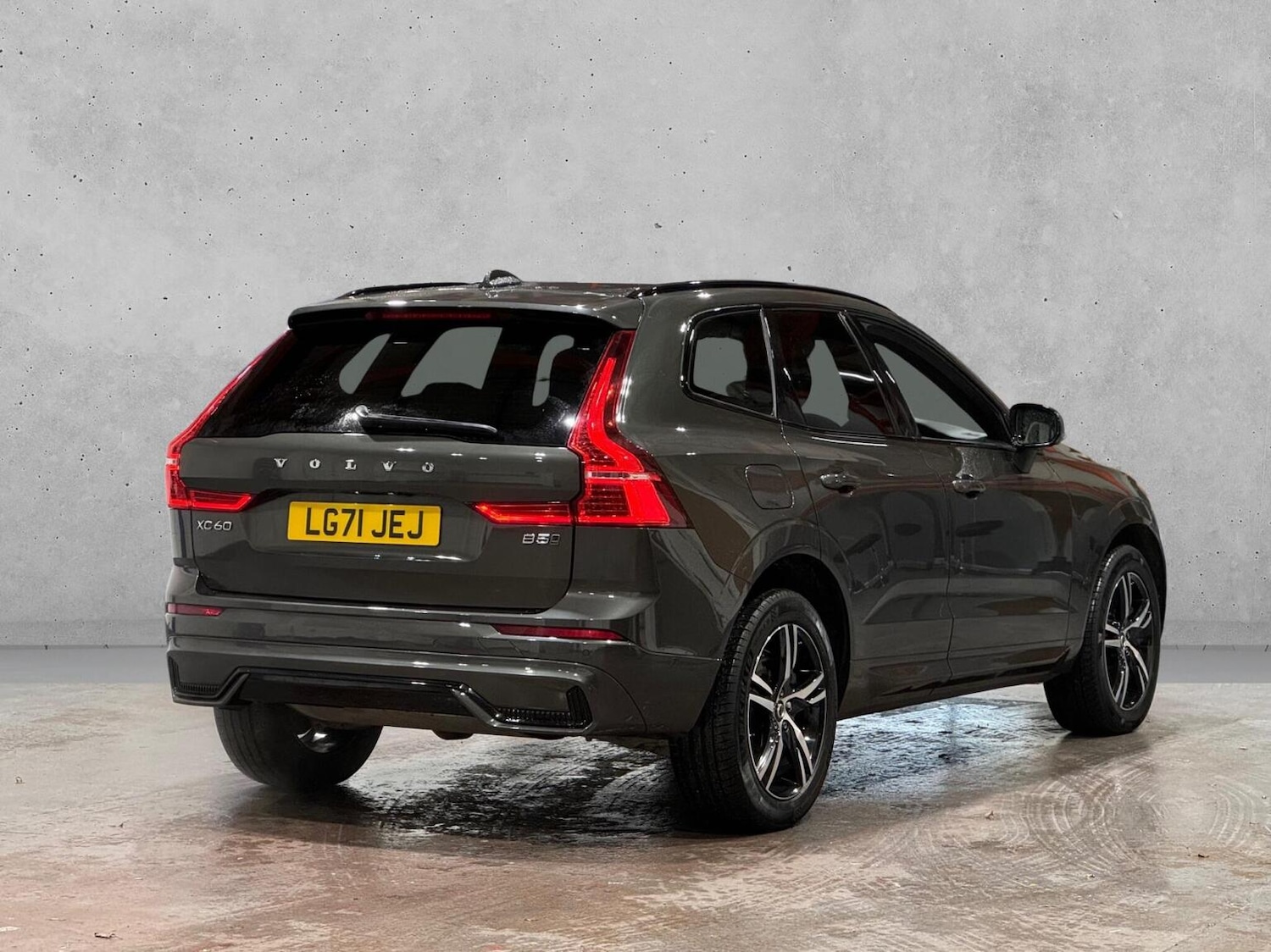 Used Volvo XC60 2021 for sale - 77336729: Photo 5