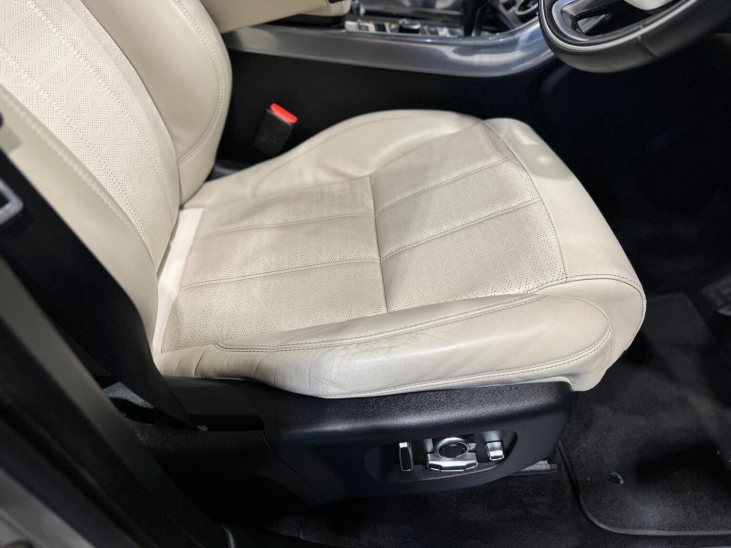 Used Land Rover Range Rover Sport 2019 for sale - 77572689: Photo 19