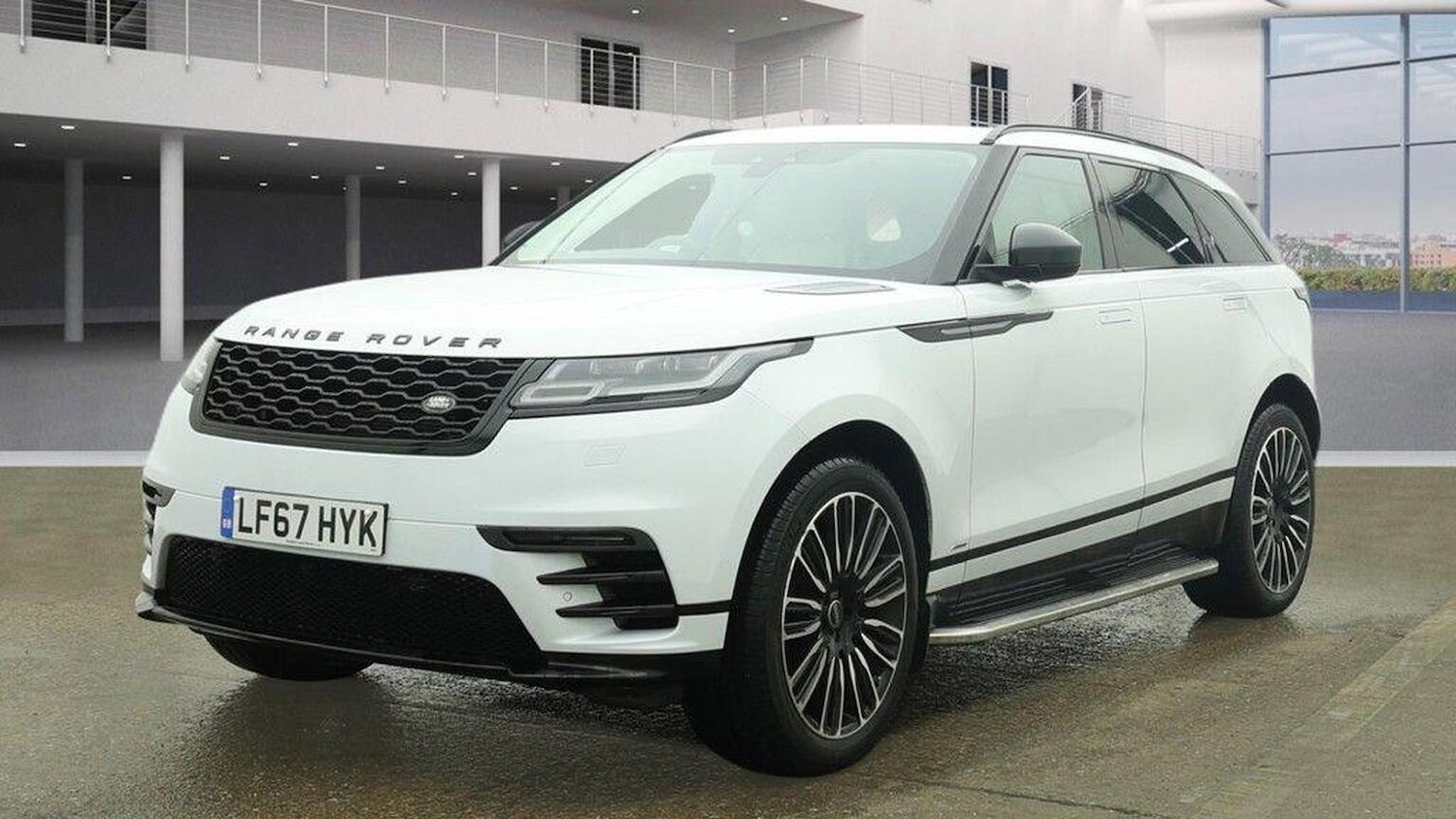 Used Land Rover Range Rover Velar 2017 for sale - 77314024: Photo 2