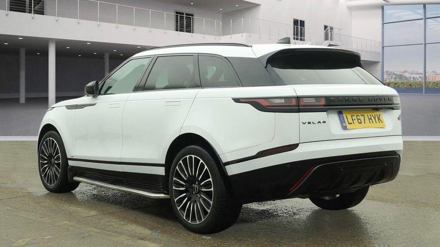 Used Land Rover Range Rover Velar 2017 for sale - 77314024: Photo 3