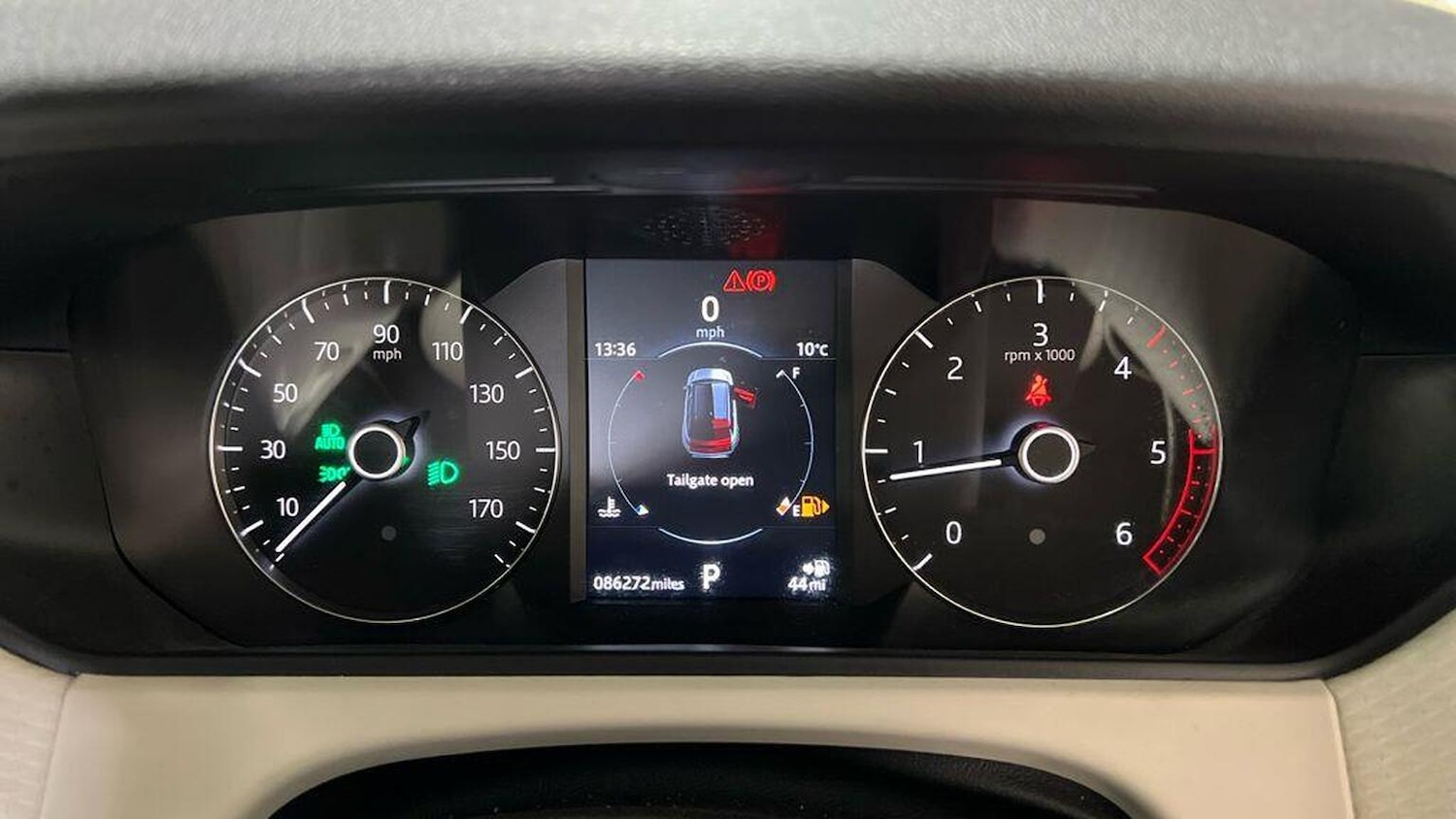 Used Land Rover Range Rover Velar 2017 for sale - 77314024: Photo 9