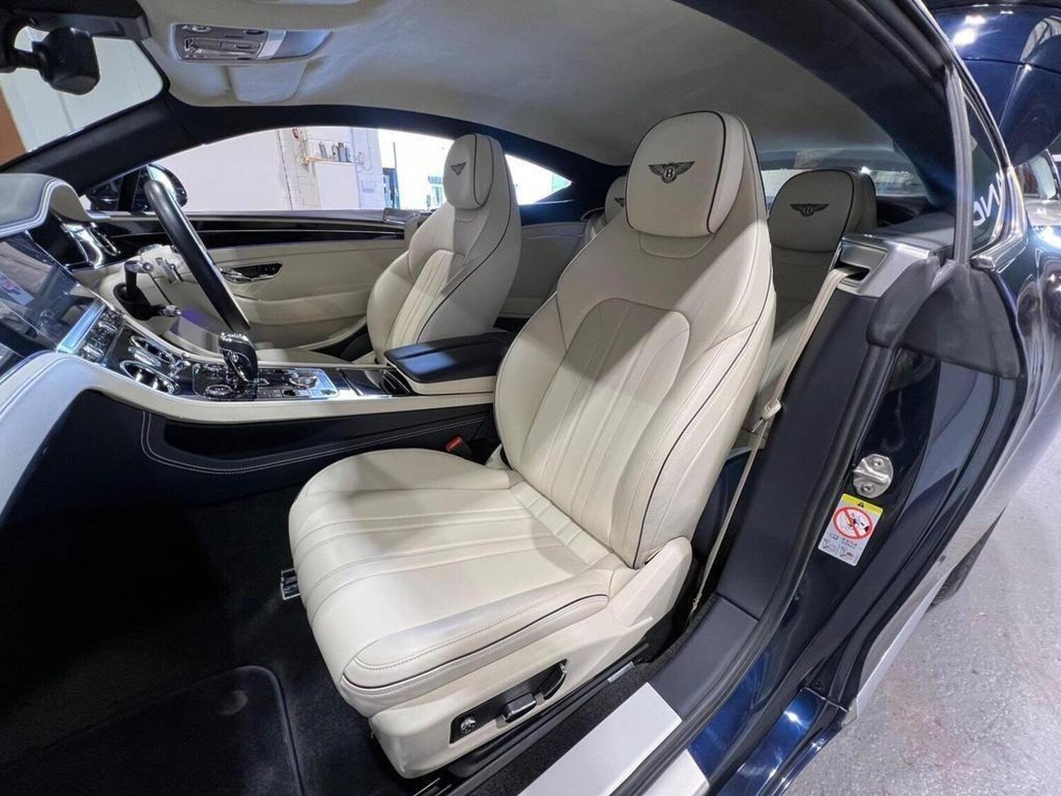 Used Bentley Bentayga 2022 for sale - 77336746: Photo 13