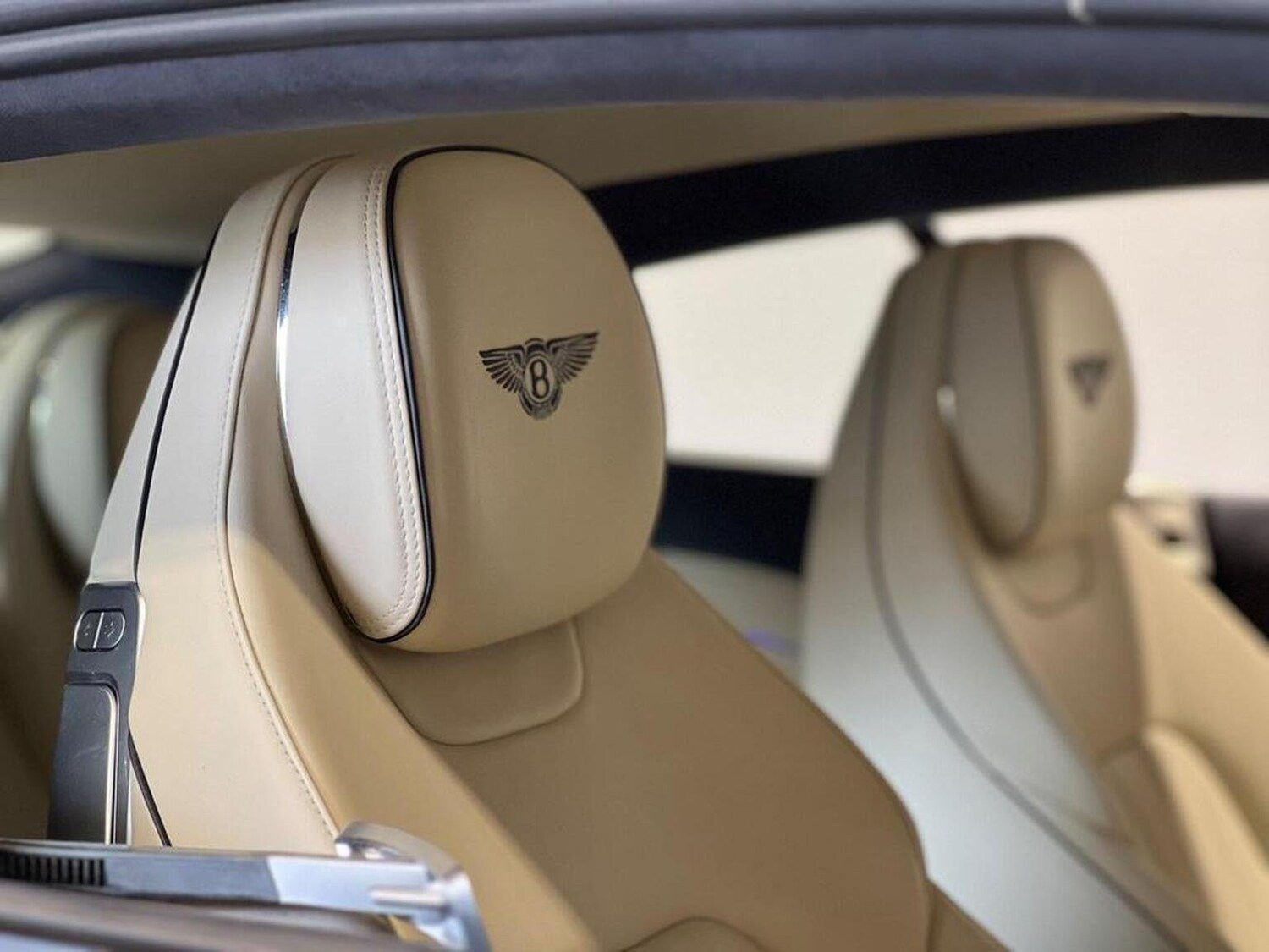 Used Bentley Bentayga 2022 for sale - 77336746: Photo 8