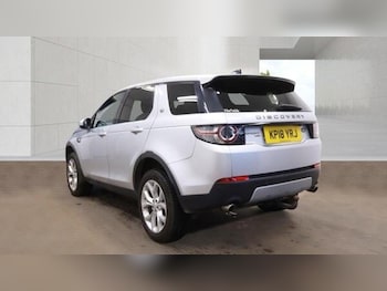 Used Land Rover Discovery Sport 2018 for sale - 78574972: Photo