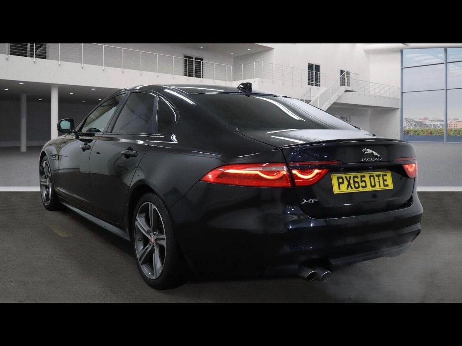 Used Jaguar XF 2015 for sale - 77735775: Photo 2