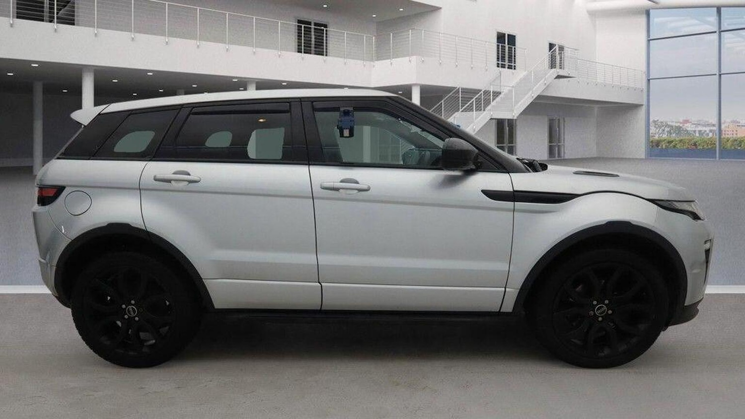 Used Land Rover Range Rover Evoque 2017 for sale - 77555085: Photo 5
