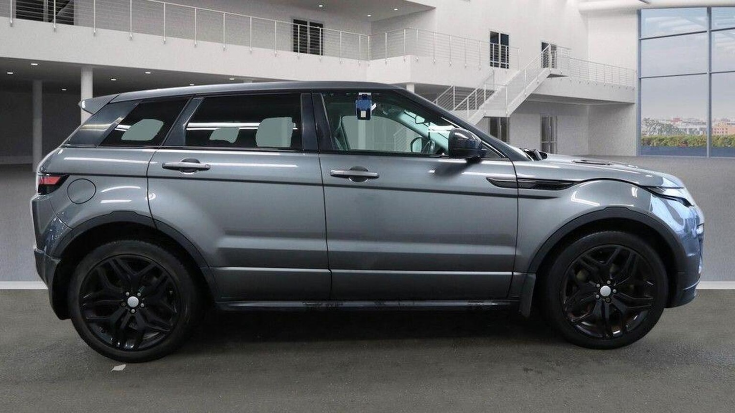 Used Land Rover Range Rover Evoque 2016 for sale - 77423563: Photo 5