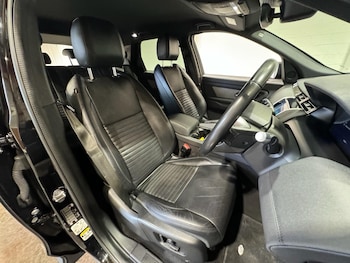 Used Land Rover Discovery Sport 2020 for sale - 79284126: Photo
