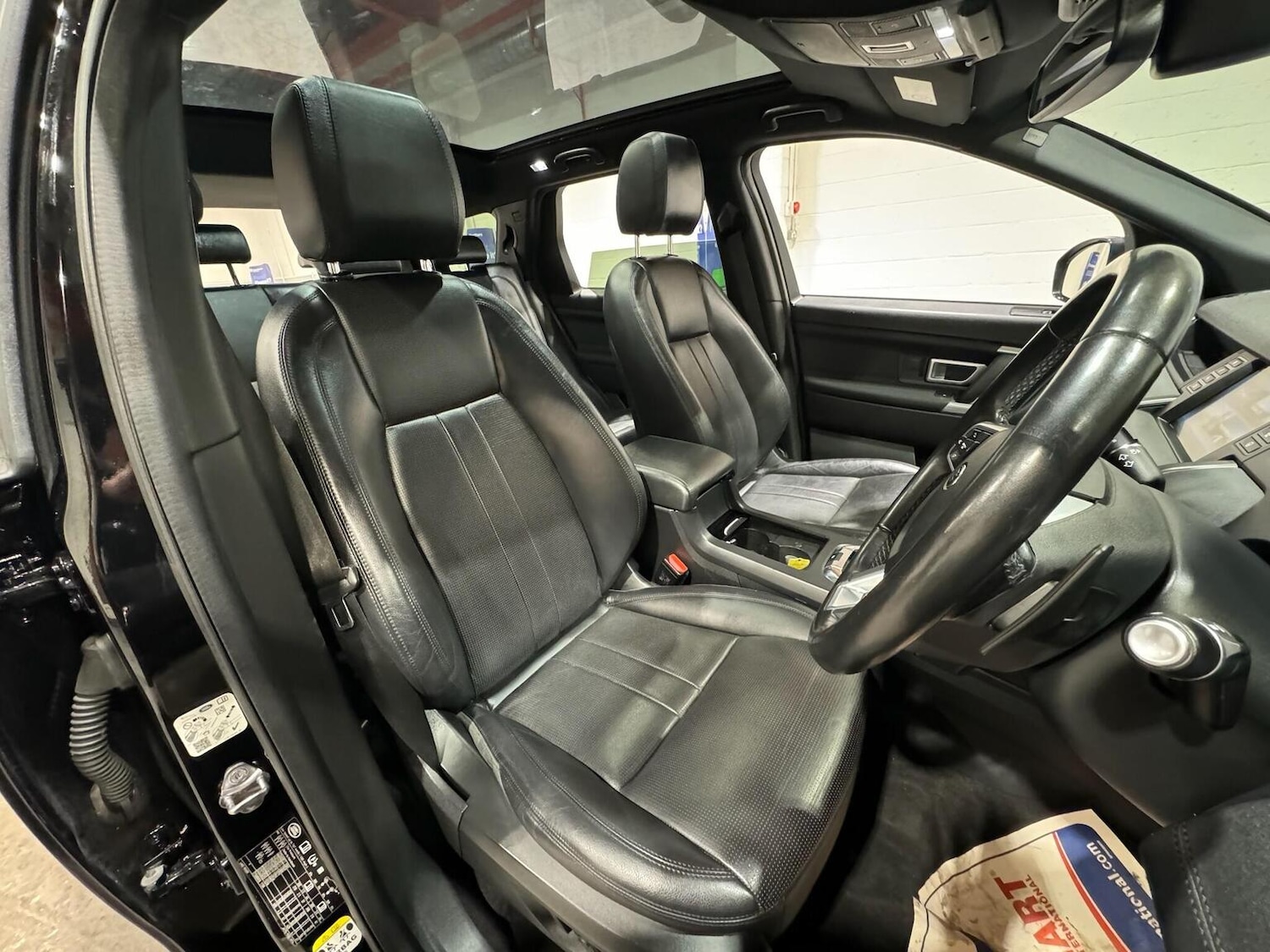 Used Land Rover Discovery Sport 2018 for sale - 77638624: Photo 11