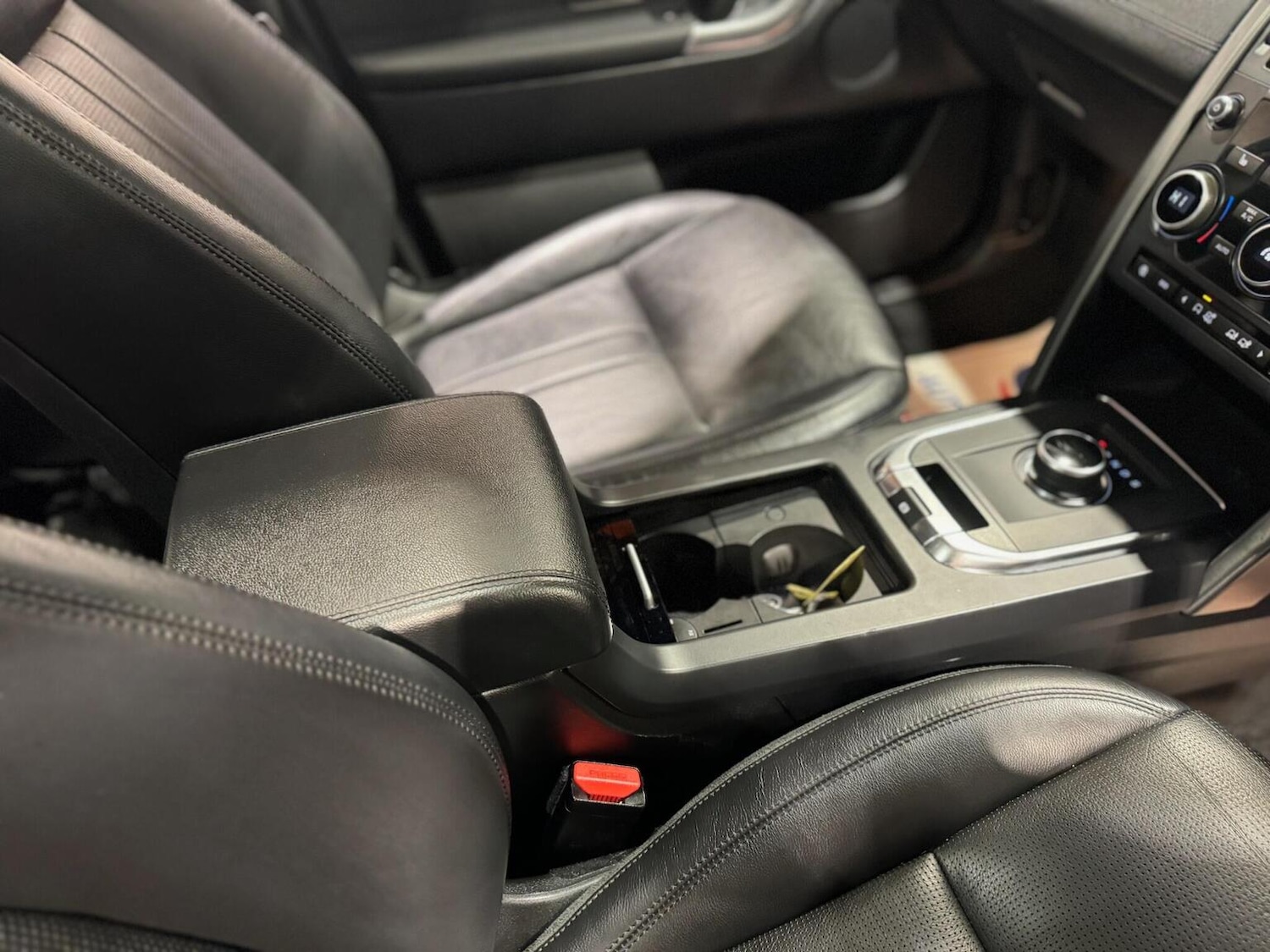 Used Land Rover Discovery Sport 2018 for sale - 77638624: Photo 15