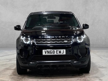 Used Land Rover Discovery Sport 2018 for sale - 77638624: Photo