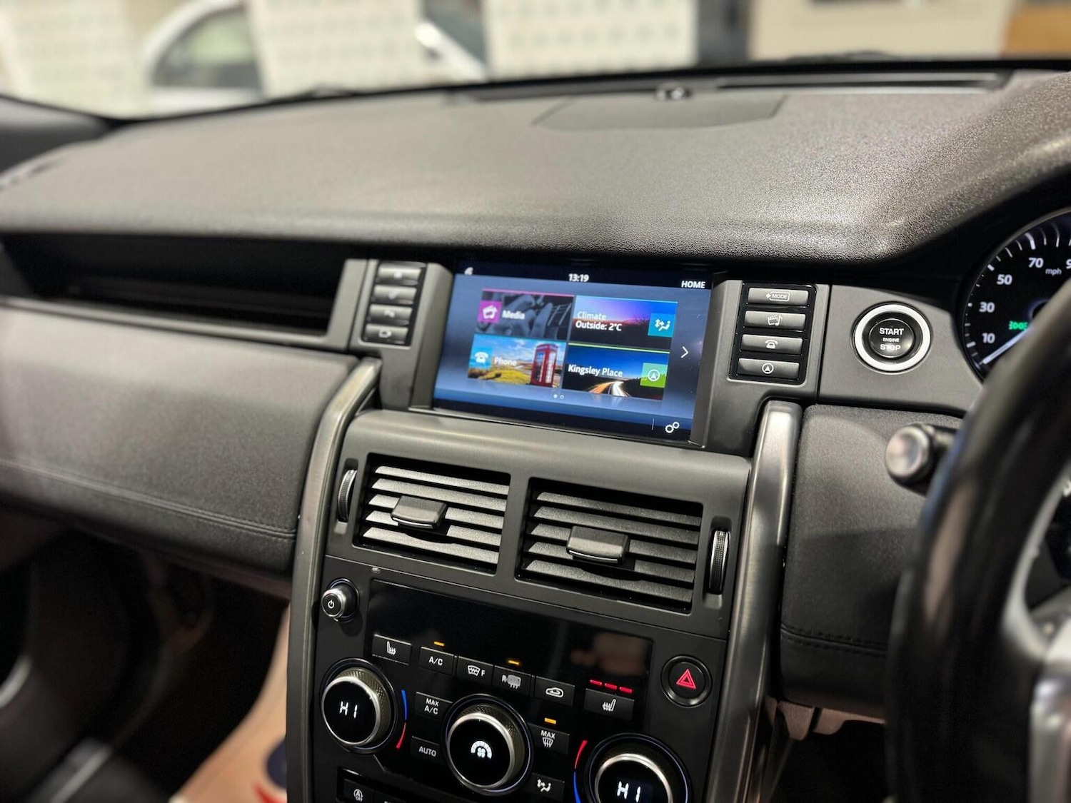 Used Land Rover Discovery Sport 2018 for sale - 77638624: Photo 7