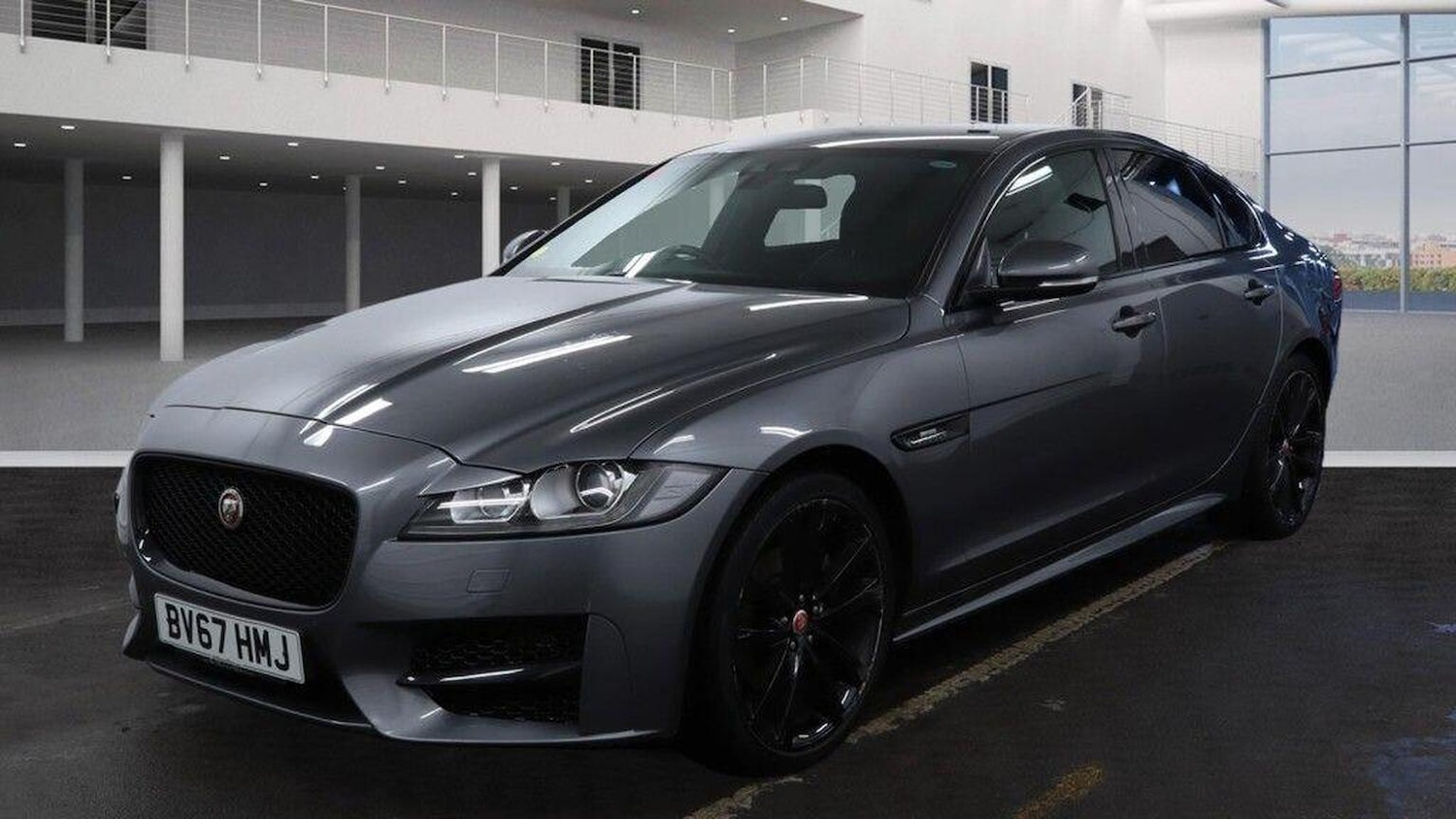 Used Jaguar XF 2017 for sale - 77313944: Photo 2
