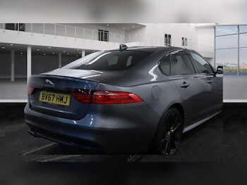 Used Jaguar XF 2017 for sale - 77313944: Photo
