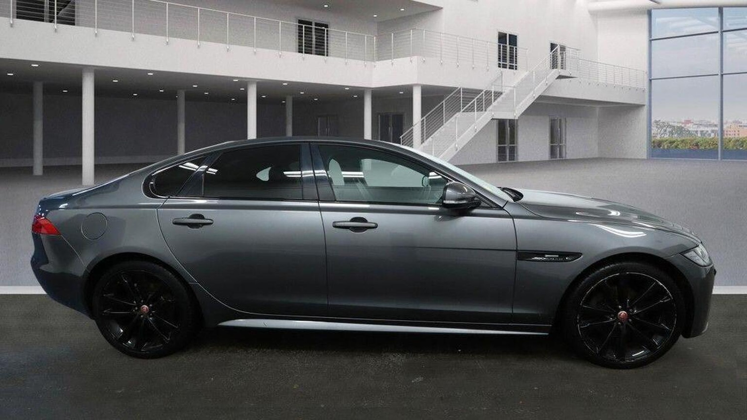 Used Jaguar XF 2017 for sale - 77313944: Photo 5