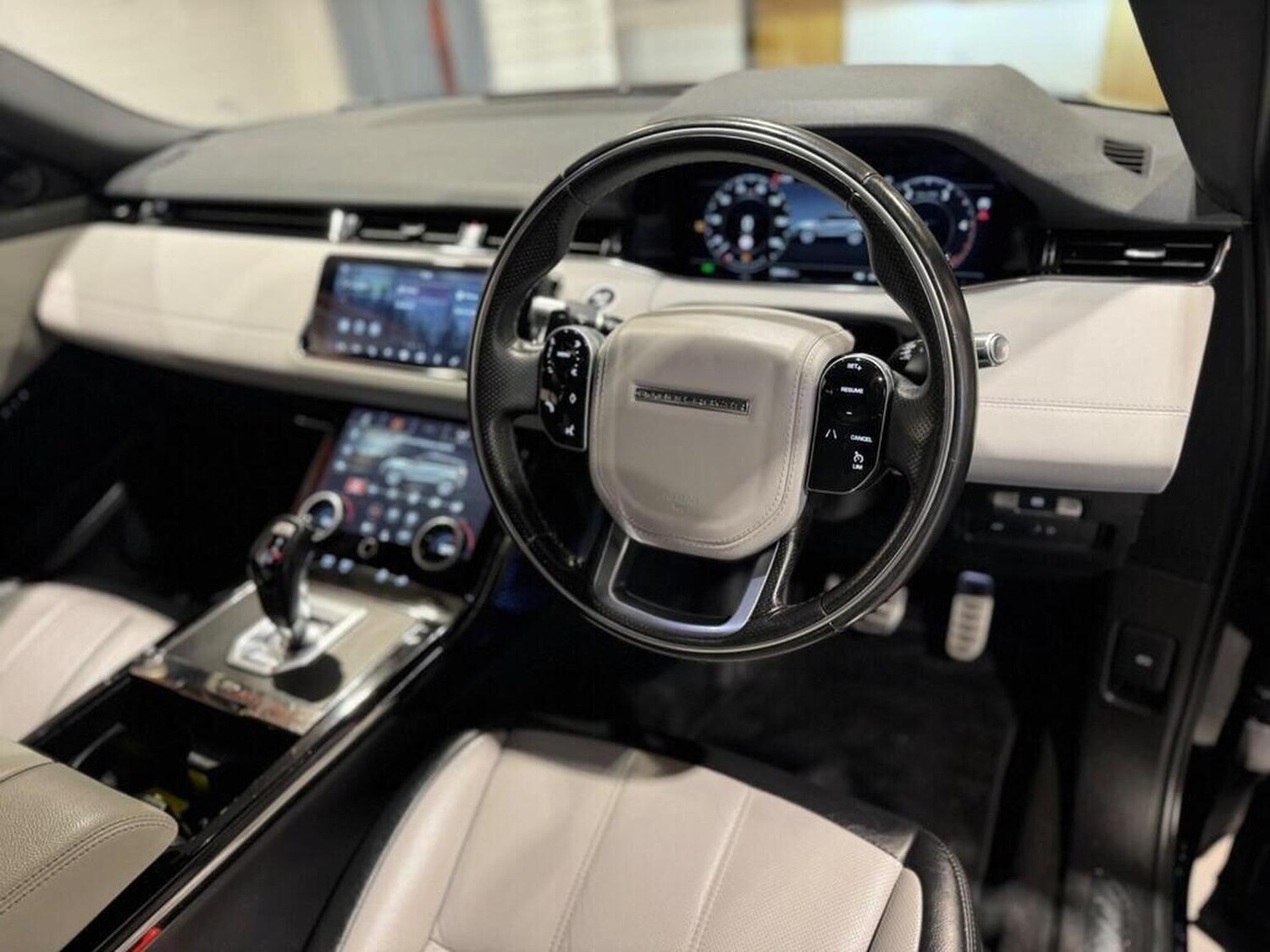 Used Land Rover Range Rover Evoque 2019 for sale - 77572876: Photo 7