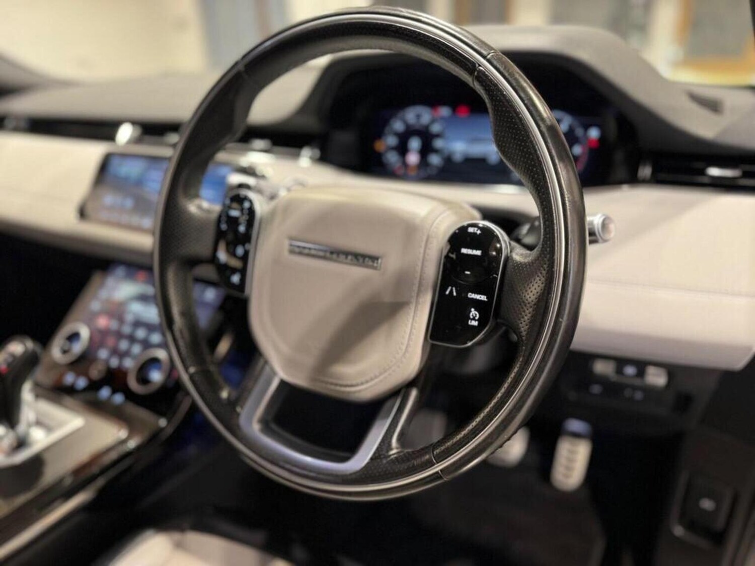 Used Land Rover Range Rover Evoque 2019 for sale - 77572876: Photo 8