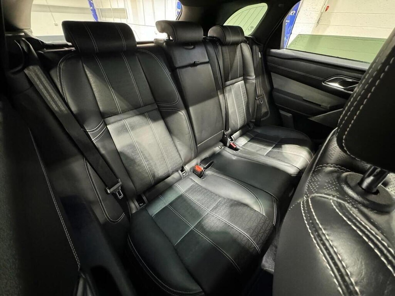 Used Land Rover Range Rover Velar 2018 for sale - 77632454: Photo 12