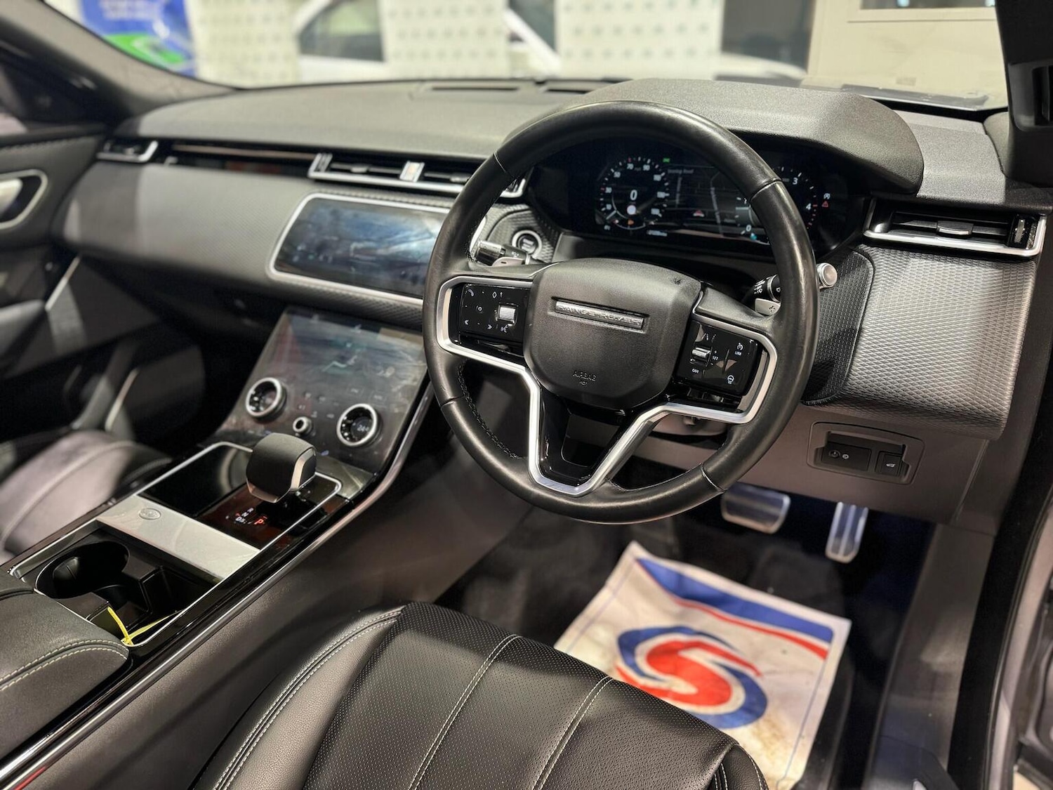 Used Land Rover Range Rover Velar 2022 for sale - 77622464: Photo 8