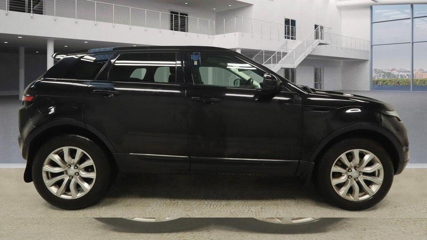 Used Land Rover Range Rover Evoque 2017 for sale - 77548252: Photo 5