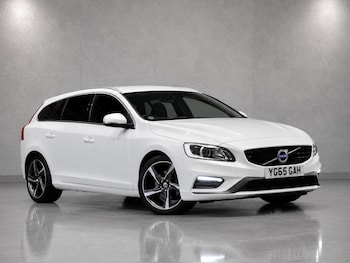 Used Volvo V60 2015 for sale - 79284022: Photo