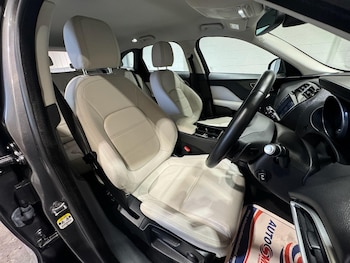 Used Jaguar F-Pace 2016 for sale - 79348974: Photo
