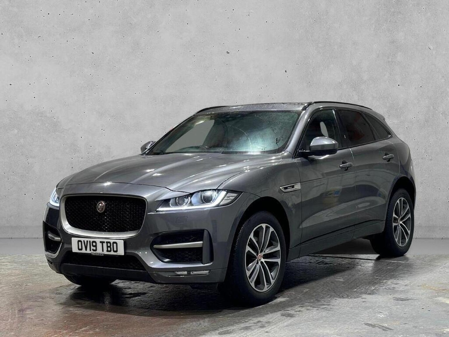 Used Jaguar F-Pace 2019 for sale - 77578473: Photo 4
