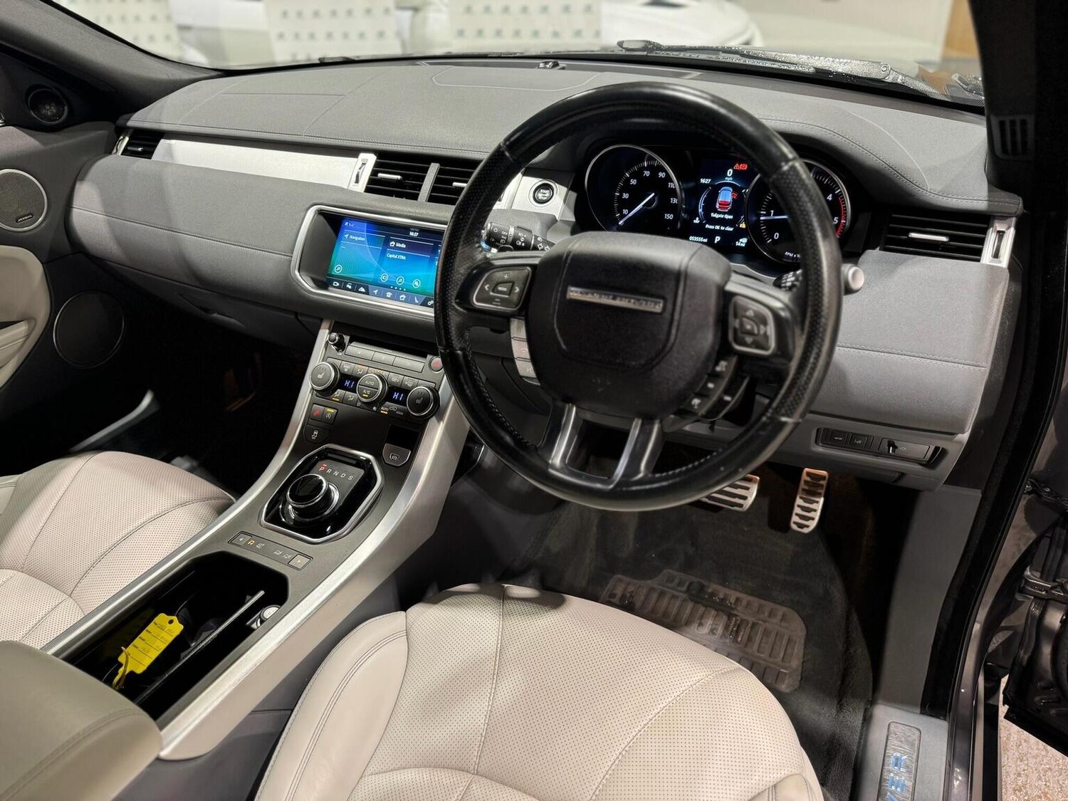 Used Land Rover Range Rover Evoque 2016 for sale - 77336754: Photo 11