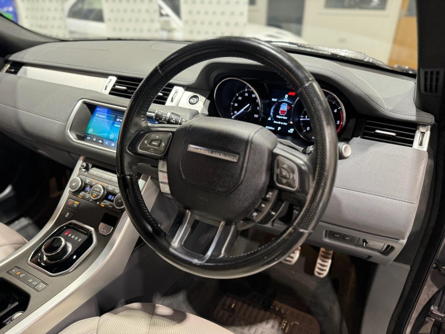 Used Land Rover Range Rover Evoque 2016 for sale - 77336754: Photo 12