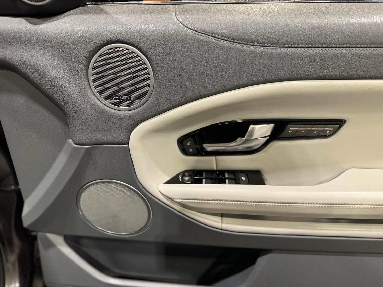 Used Land Rover Range Rover Evoque 2016 for sale - 77336754: Photo 19