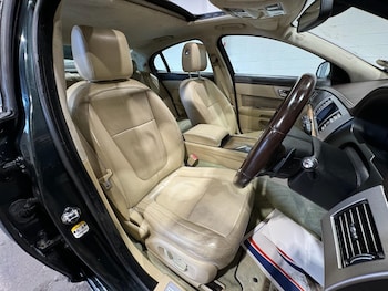 Used Jaguar XF 2009 for sale - 79396271: Photo