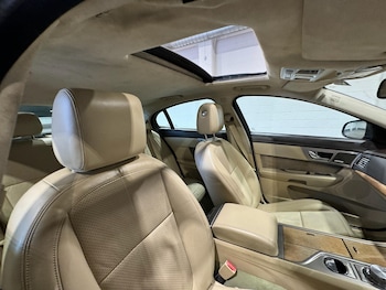 Used Jaguar XF 2009 for sale - 79396271: Photo