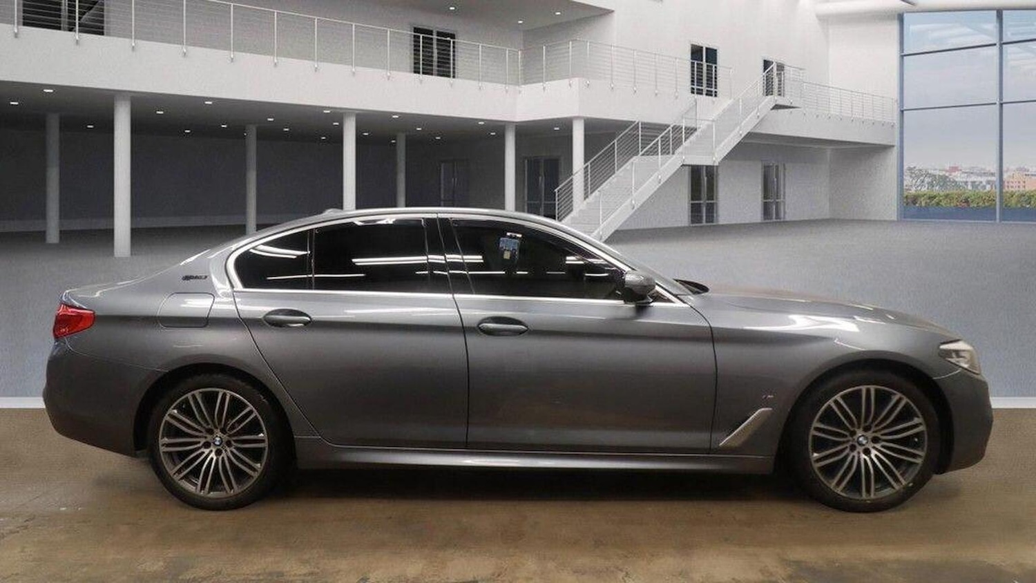 Used BMW 5 Series 2018 for sale - 77572908: Photo 5