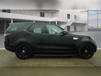 Used Land Rover Discovery 2017 for sale - 78698419: Photo