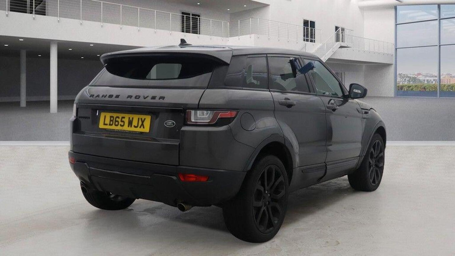 Used Land Rover Range Rover Evoque 2016 for sale - 77423411: Photo 4