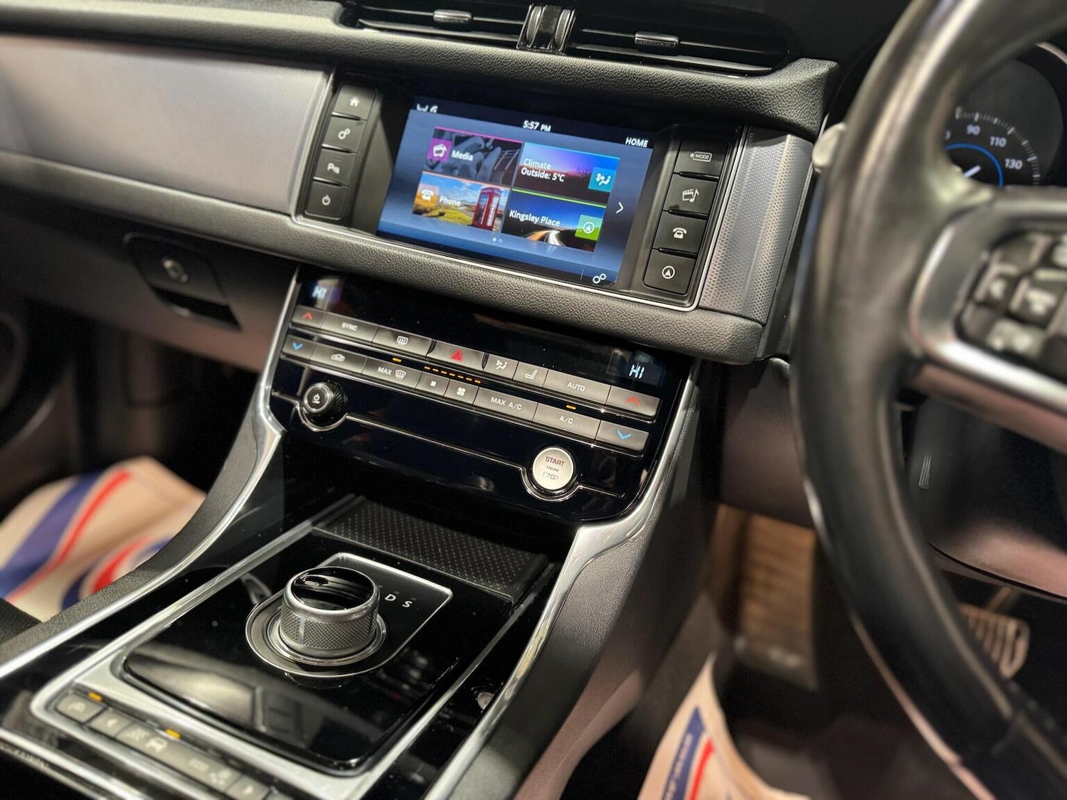 Used Jaguar XF 2016 for sale - 77694244: Photo 10