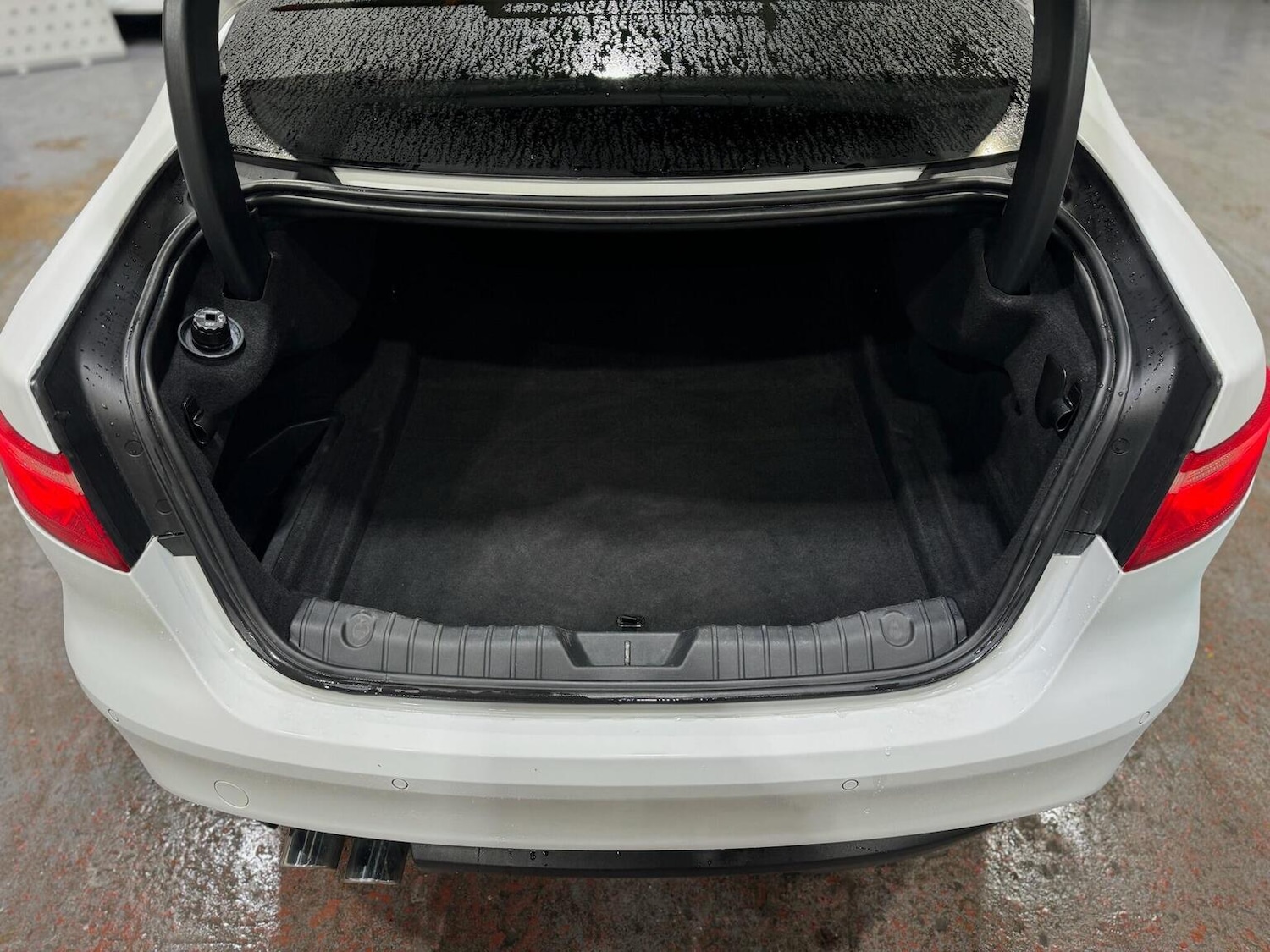 Used Jaguar XF 2016 for sale - 77694244: Photo 20