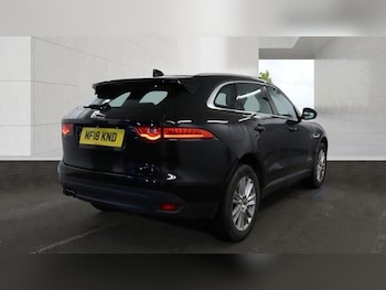 Used Jaguar F-Pace 2018 for sale - 78574902: Photo