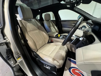 Used Land Rover Range Rover Velar 2019 for sale - 79284125: Photo
