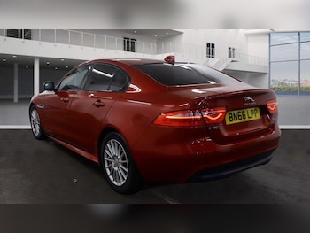 Used Jaguar XE 2016 for sale - 77555091: Photo