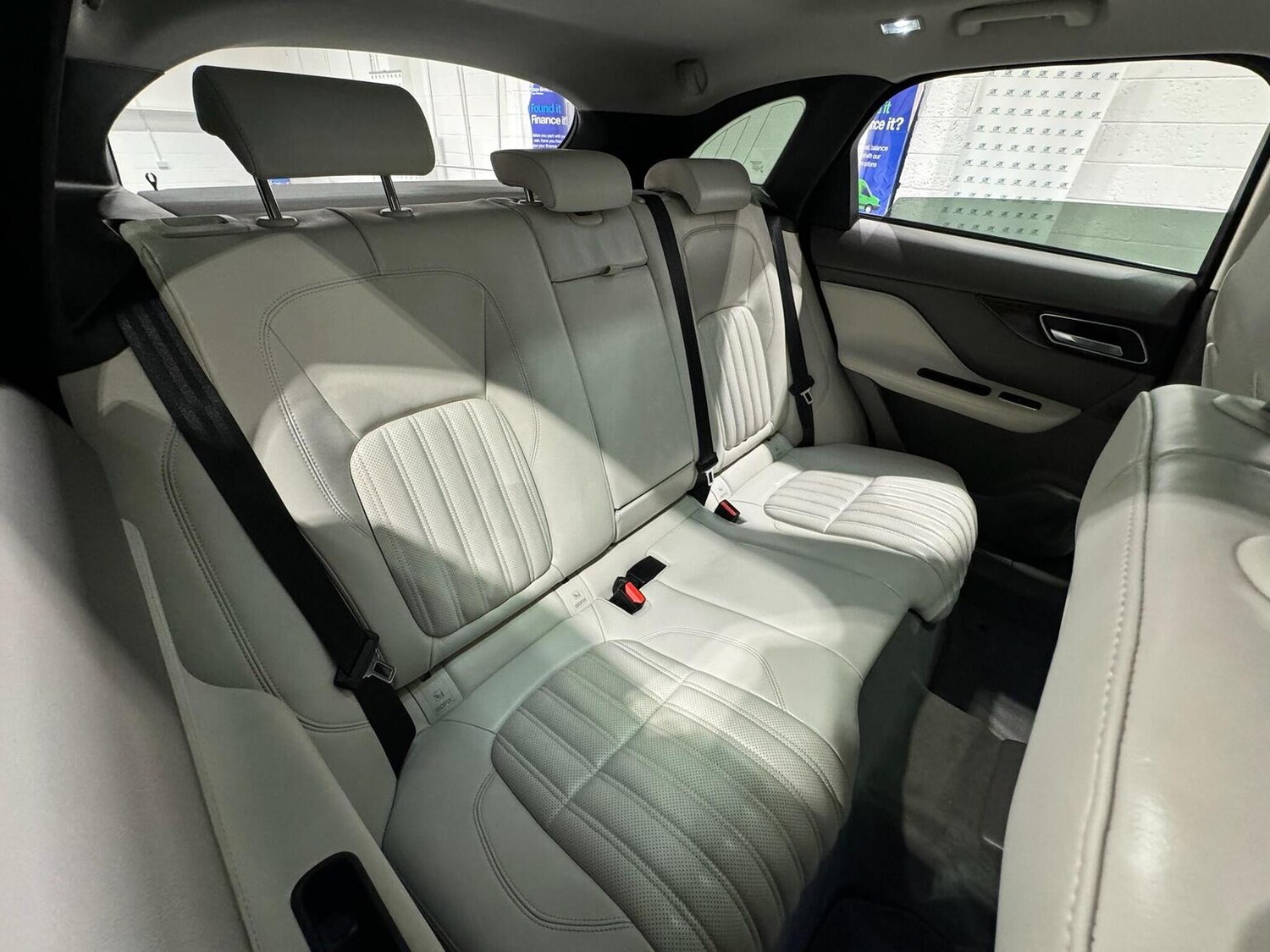 Used Jaguar F-Pace 2018 for sale - 77336753: Photo 18