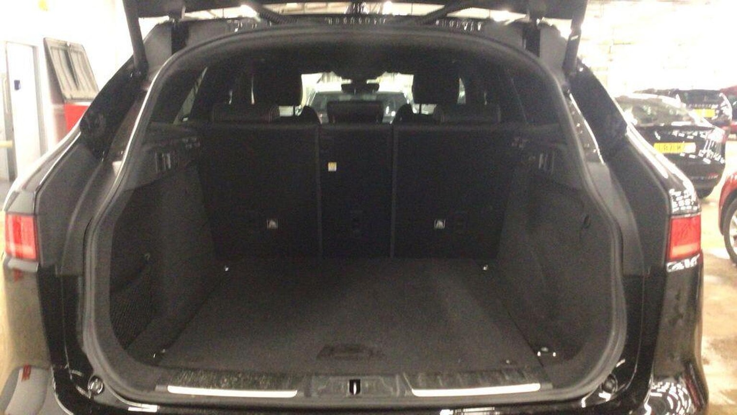 Used Jaguar F-Pace 2019 for sale - 77303670: Photo 10