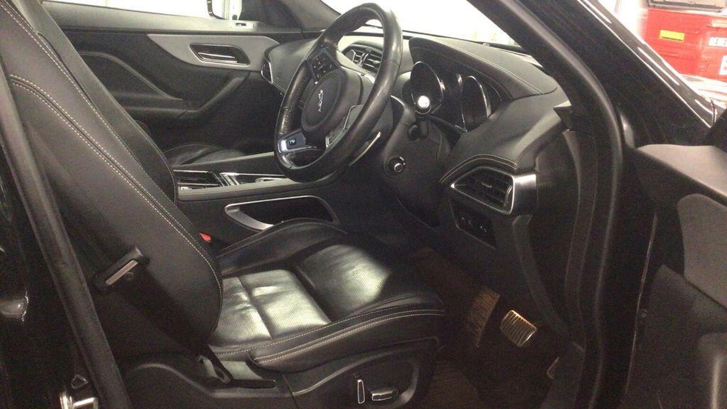 Used Jaguar F-Pace 2019 for sale - 77303670: Photo 7