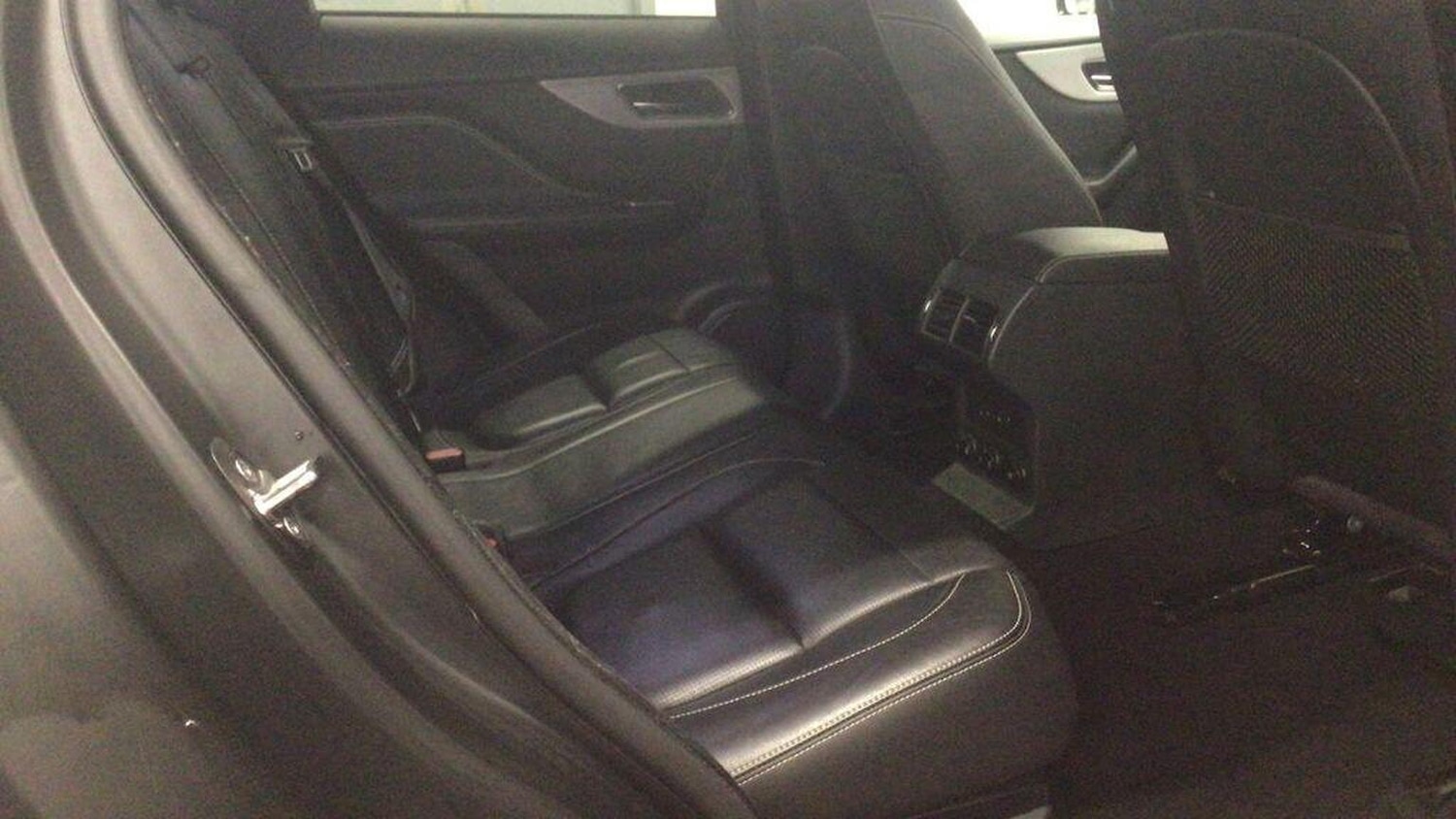 Used Jaguar F-Pace 2019 for sale - 77303670: Photo 8