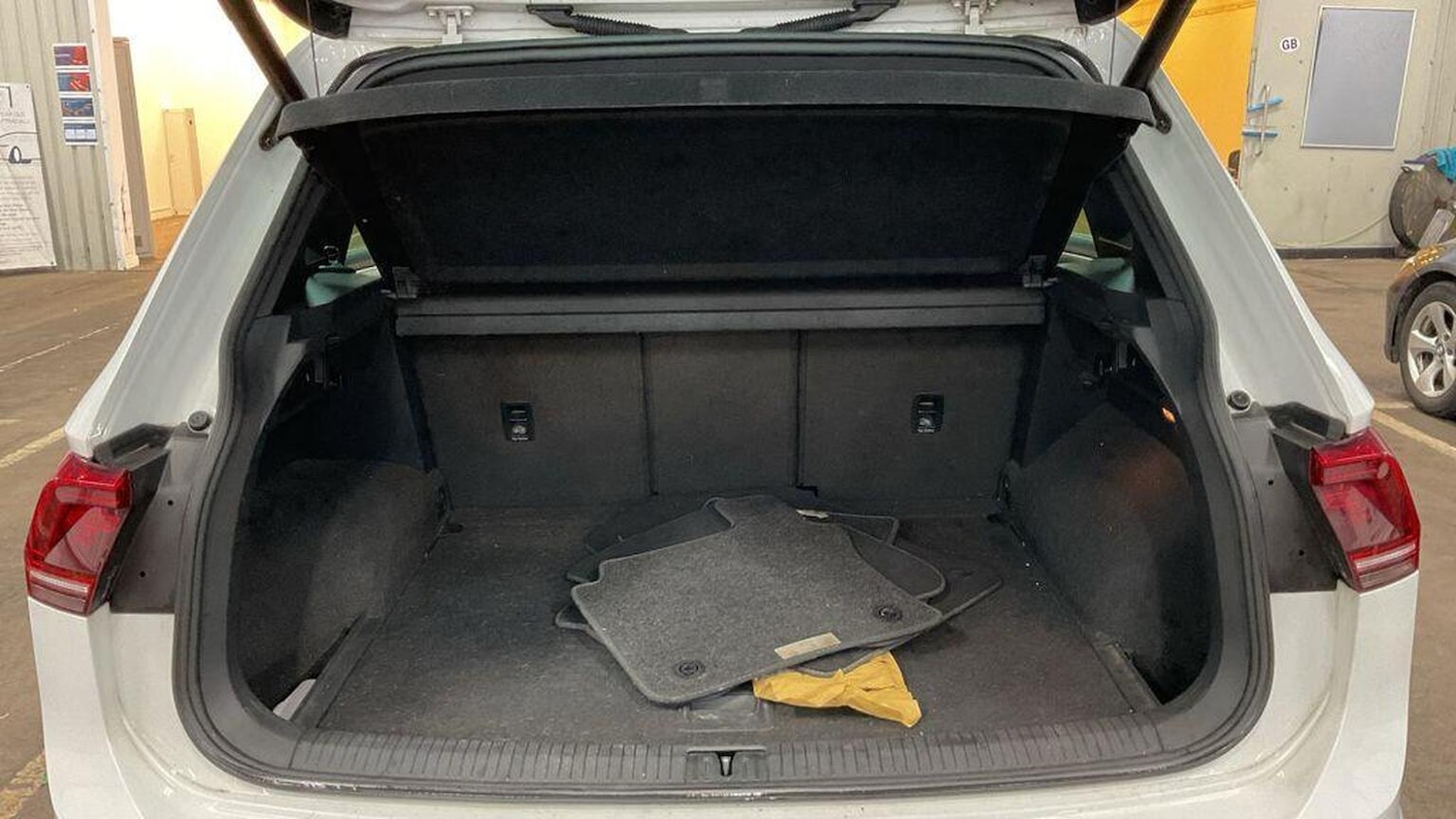 Used Volkswagen Tiguan 2016 for sale - 77314059: Photo 6