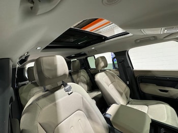 Used Land Rover Defender 2020 for sale - 79284076: Photo