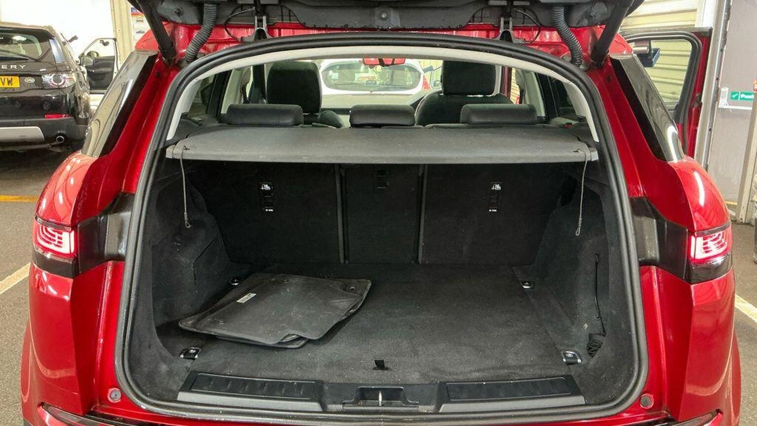 Used Land Rover Range Rover Evoque 2019 for sale - 77610045: Photo 9