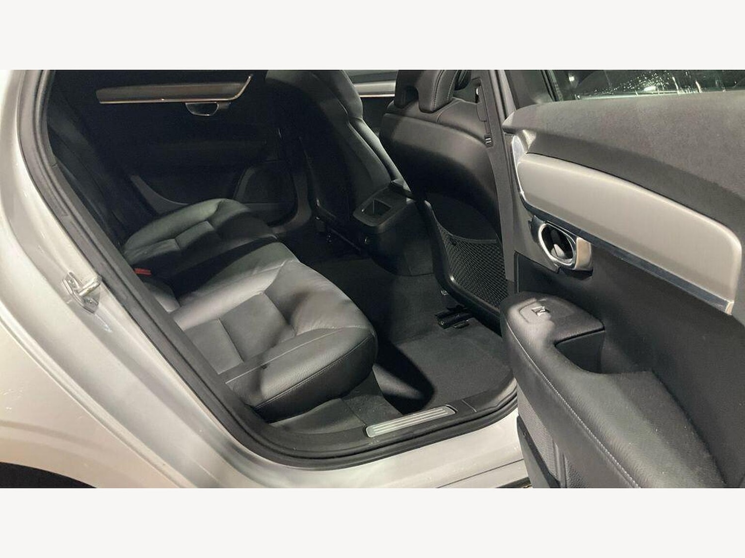 Used Volvo V90 2019 for sale - 77572915: Photo 8