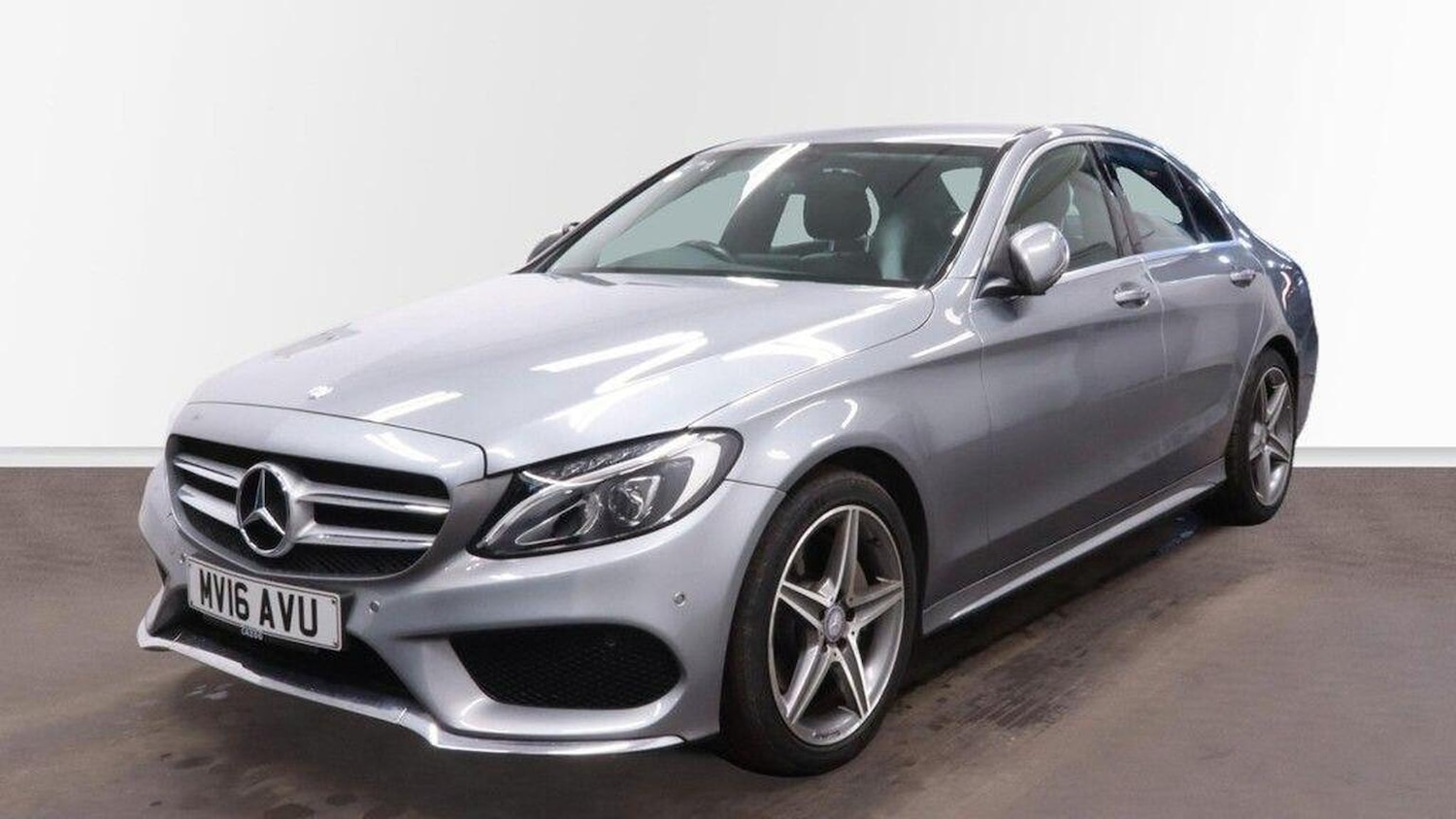 Used Mercedes-Benz C Class 2016 for sale - 77423544: Photo 2