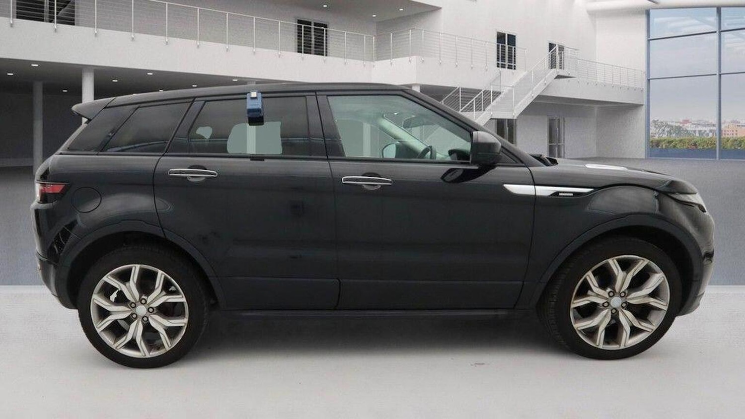 Used Land Rover Range Rover Evoque 2016 for sale - 77314032: Photo 5